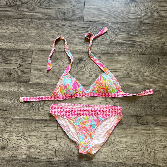 Lilly Pulitzer Bikini - Picture 7 of 7
